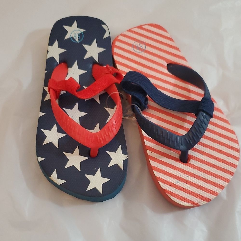 Size 5/6 Patriotic Kids Flip Flops with Stars and Stripes
